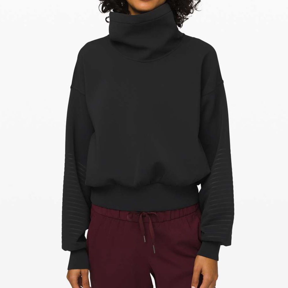 Lululemon Full Flourish Pullover Women Size 8 Black Sweater Sweatshirt Active